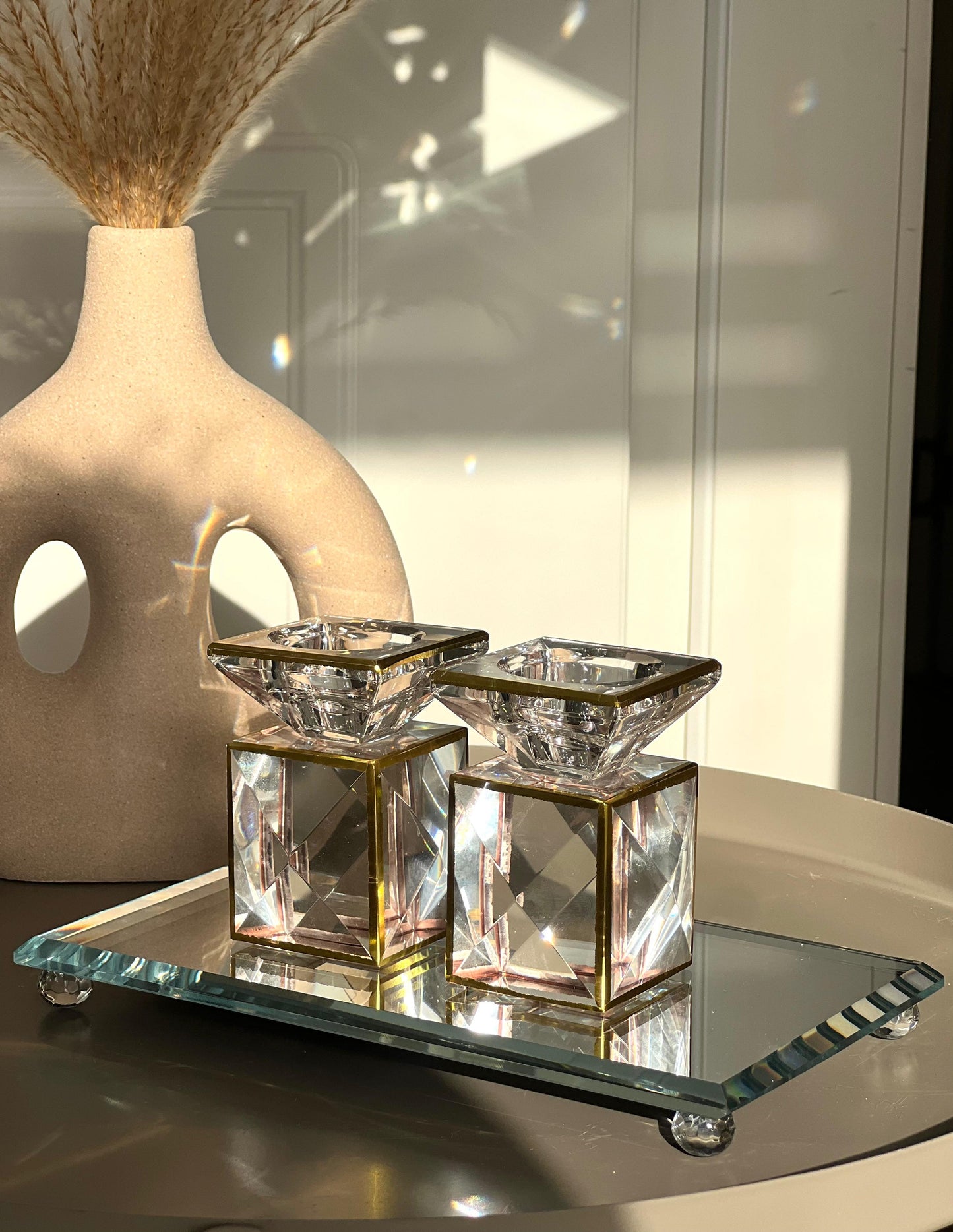 זוג פמוטי קריסטל ומגש